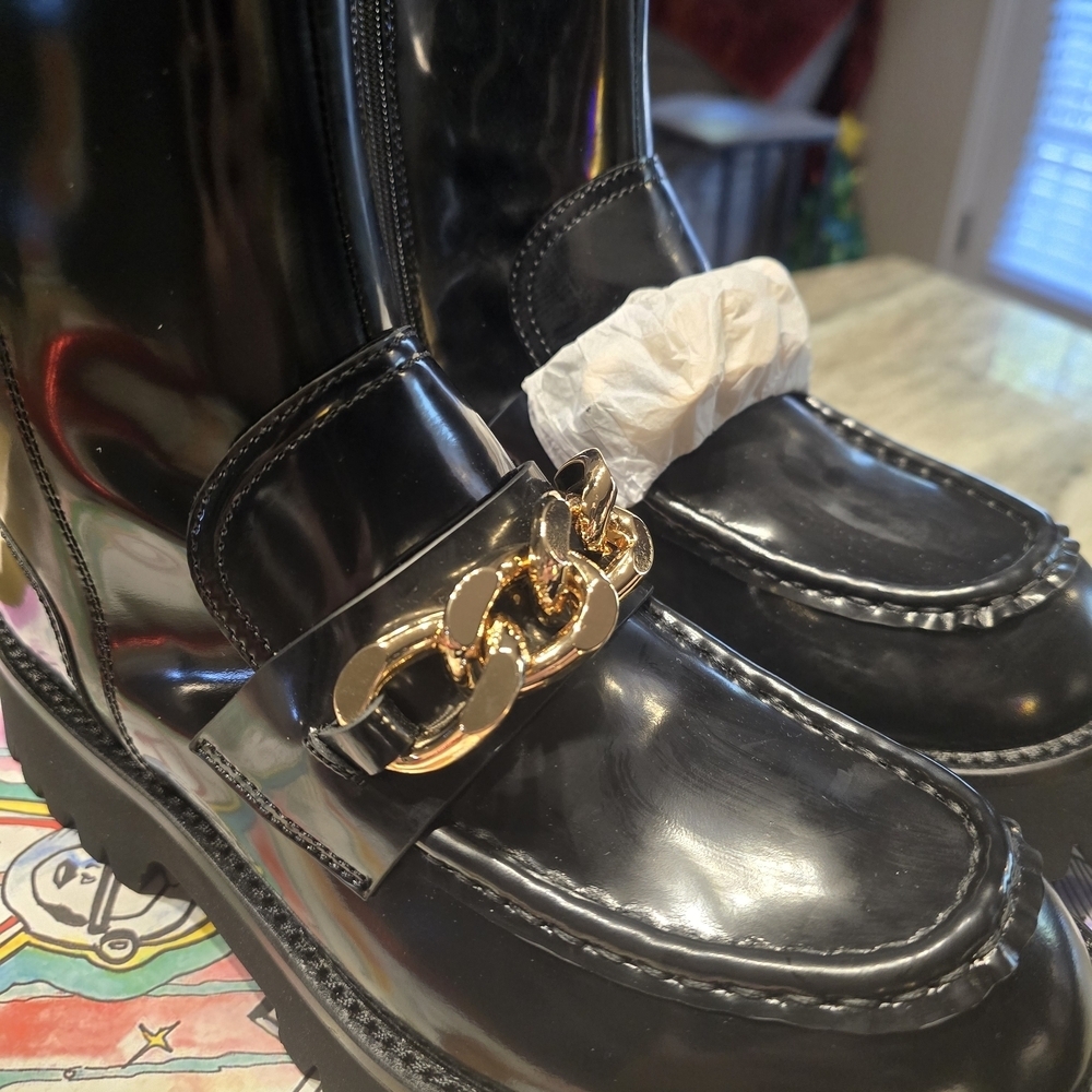 Jeffrey Campbell Black Ankle Boots with Gold Chain Detail - Picture 2 of 7